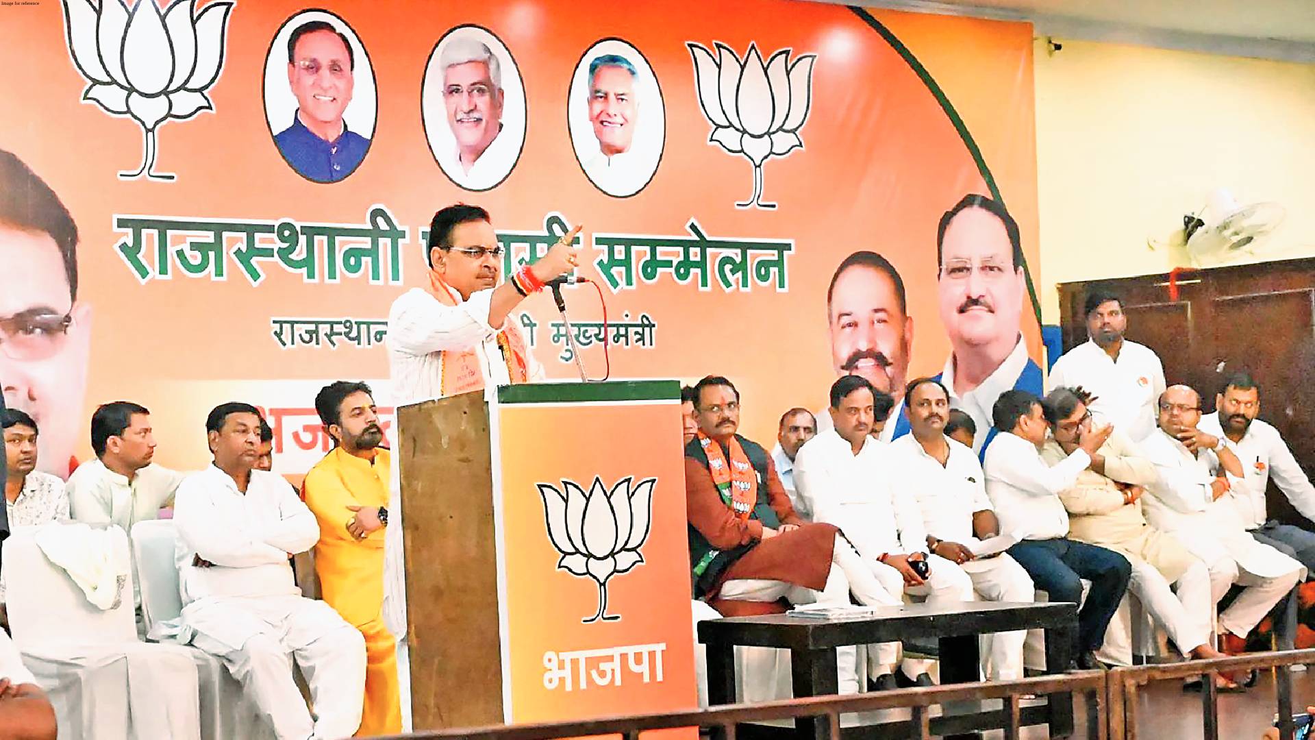 RAJ BJP & CONGRESS LEADERS DISPLAY THEIR STRENGTHS ACROSS COUNTRY IN CAMPAIGNING